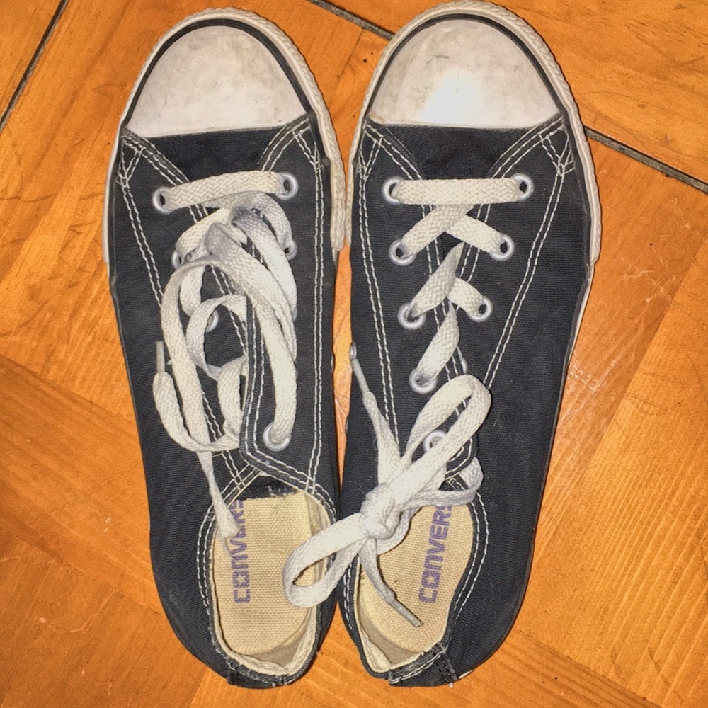 Black converse